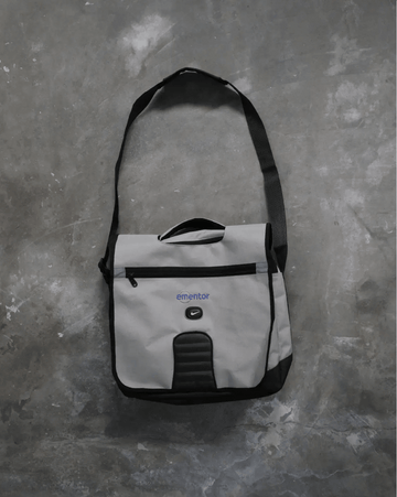 Vintage Nike ementor Sling bag - Beige/Olive Green