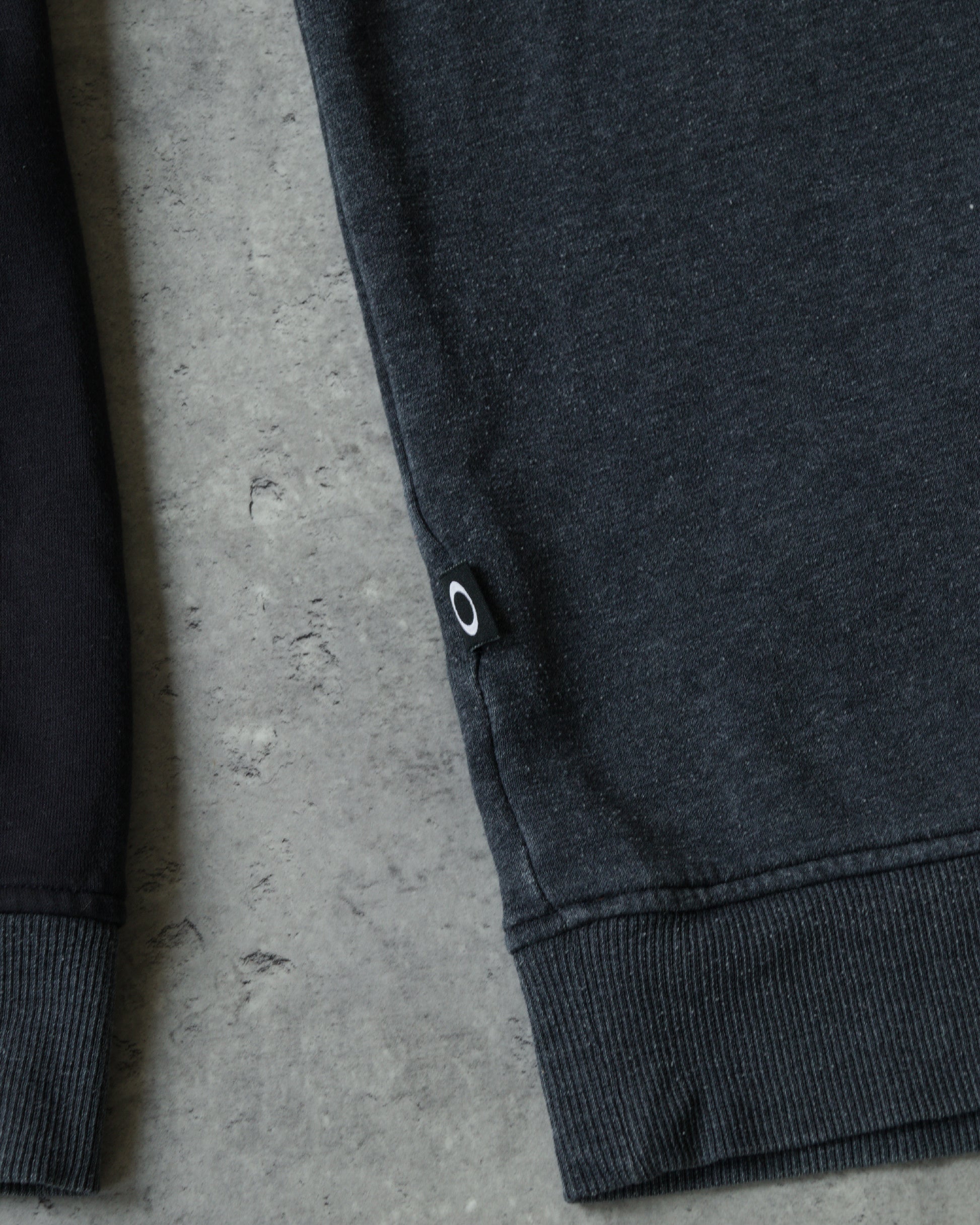 OAKLEY TWO TONE HOODIE - BLACK/DARK GREY | UNMARKET