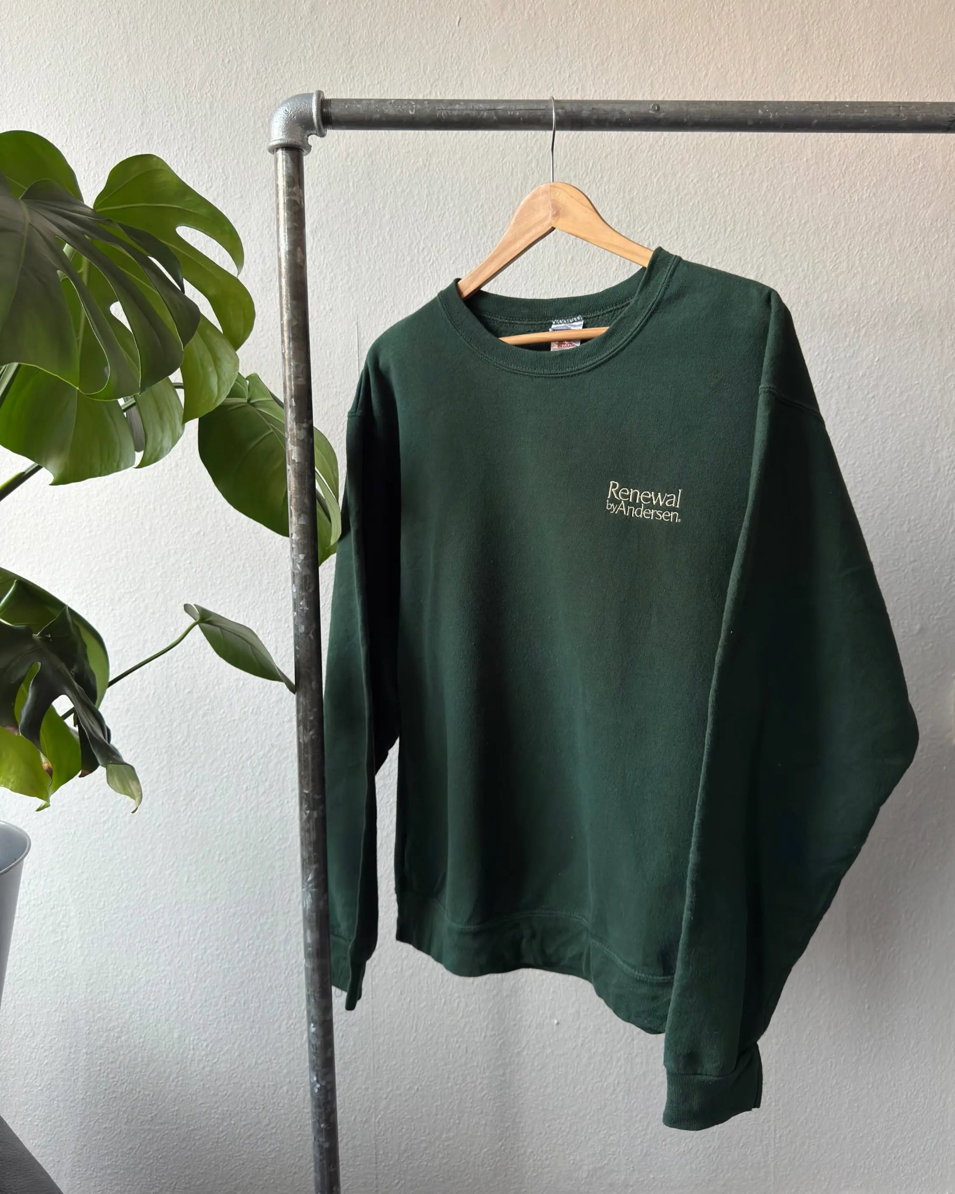 VINTAGE RENEWAL CREWNECK